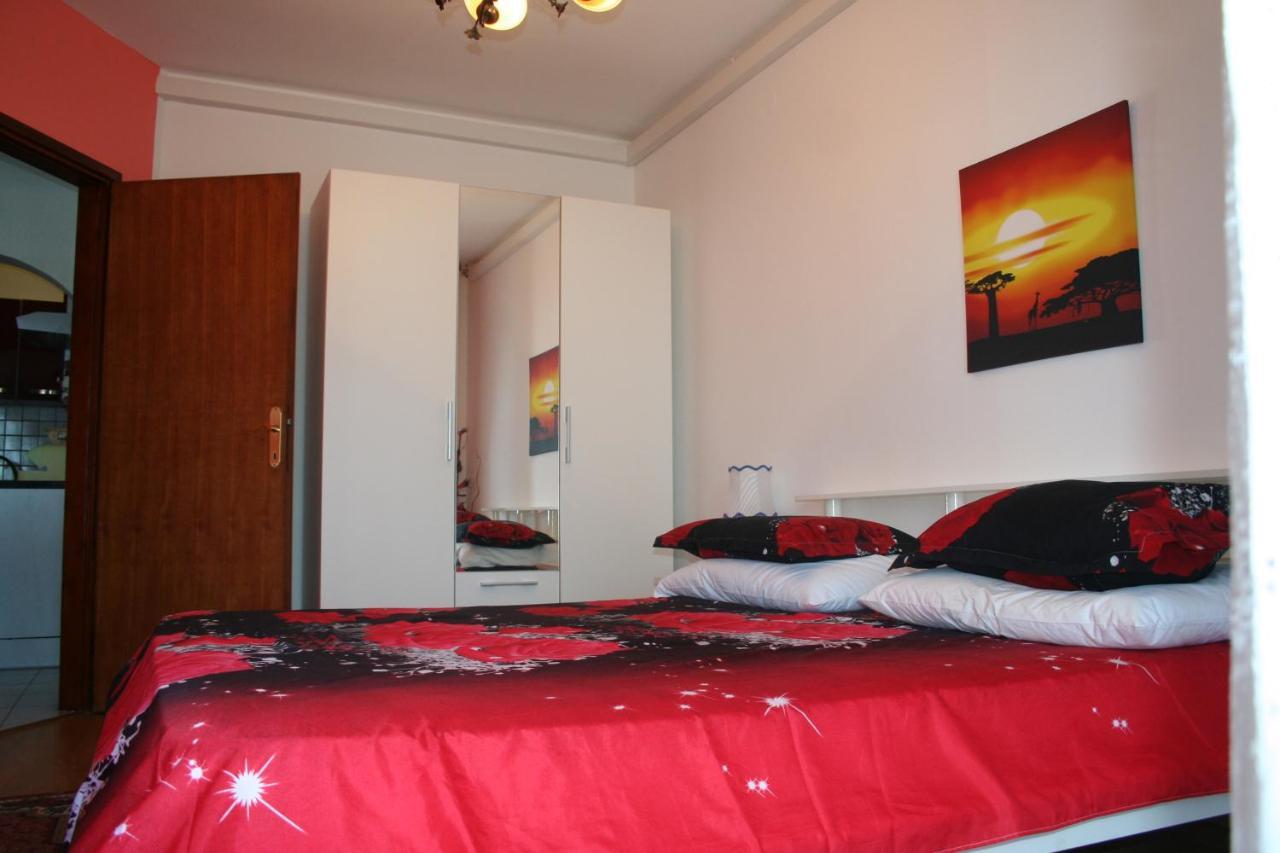 Apartmani Jankov クルク エクステリア 写真